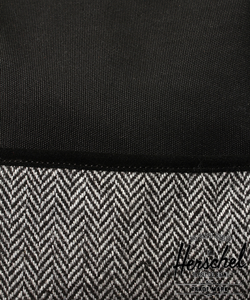 JOURNAL STANDARD（ジャーナルスタンダード）の「HERSCHEL×JOURNAL STANDARD STRAND（ボストンバッグ・メンズ・ブラック/ネイビー/カーキ・FREE）」の8枚目の写真