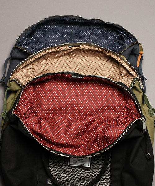 JOURNAL STANDARD（ジャーナルスタンダード）の「HERSCHEL×JOURNAL STANDARD STRAND（ボストンバッグ・メンズ・ブラック/ネイビー/カーキ・FREE）」の9枚目の写真