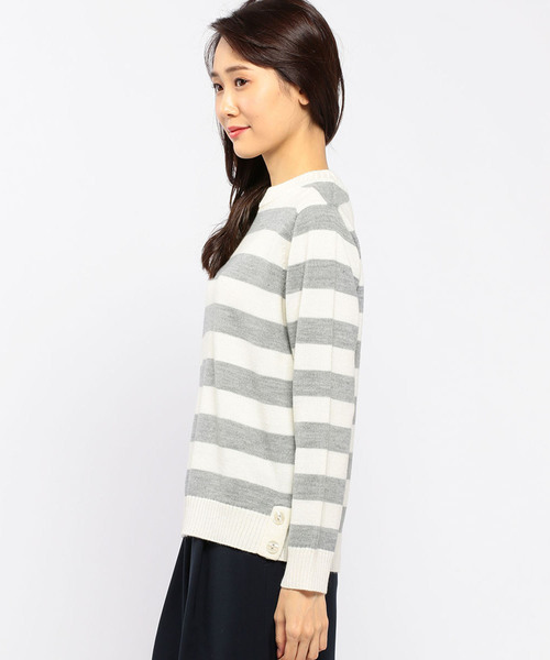 Petit Honfleur（プチオンフルール）の「太ボーダーボタン使いプルオーバー（ニット/セーター・レディース・ホワイト/グレー/ネイビー・M size/L size）」の11枚目の写真