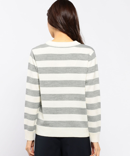 Petit Honfleur（プチオンフルール）の「太ボーダーボタン使いプルオーバー（ニット/セーター・レディース・ホワイト/グレー/ネイビー・M size/L size）」の12枚目の写真