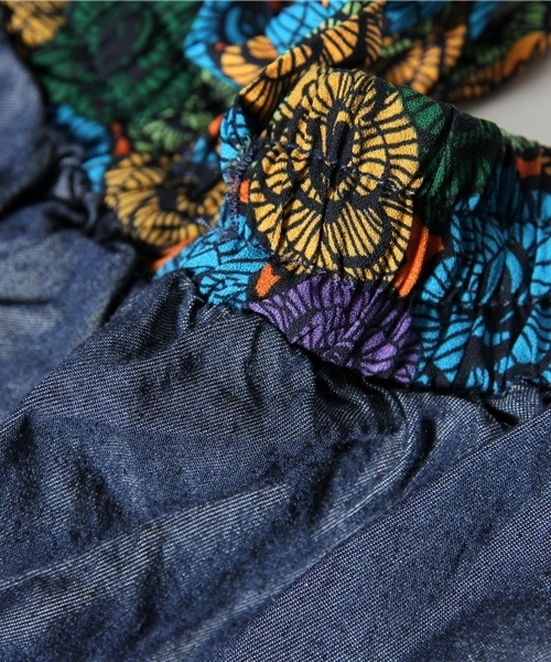 チチカカ（チチカカ）の「テンセルデニムショートパンツ（デニムパンツ・レディース・ライトブルー/ネイビー・FREE）」の9枚目の写真