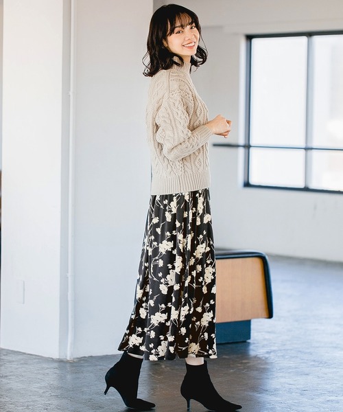 A part by（アパートバイ）の「３GANWケーブルタートル 823149（ニット/セーター・レディース・ブラック/ベージュ/オフホワイト/カーキ・FREE）」の8枚目の写真