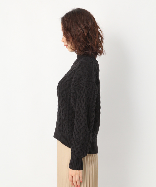 A part by（アパートバイ）の「３GANWケーブルタートル 823149（ニット/セーター・レディース・ブラック/ベージュ/オフホワイト/カーキ・FREE）」の17枚目の写真