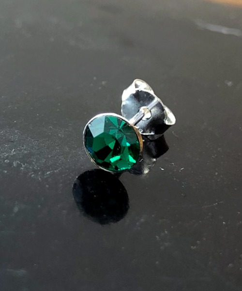 ANCHOR（アンカー）の「シングルカットストーンピアス（ピアス（片耳用）・メンズ・ブラック/クリア/ブルー/グリーン/レッド/パープル/カリビアンブルー・FREE）」の3枚目の写真