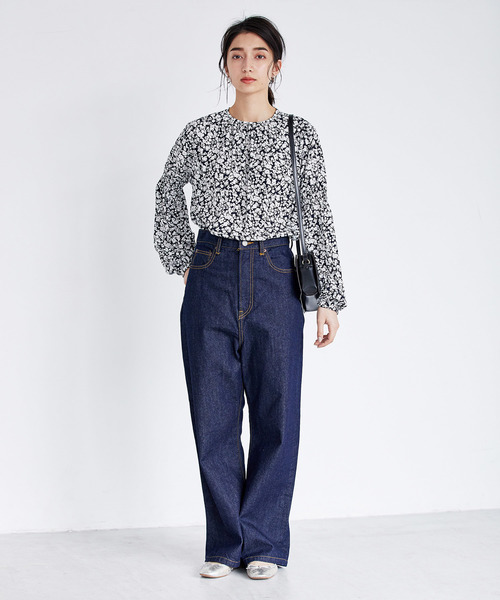 ADAM ET ROPE'（アダムエロペ）の「プリントパフスリーブブラウス（シャツ/ブラウス・レディース・ネイビー/キナリ・FREE）」の12枚目の写真