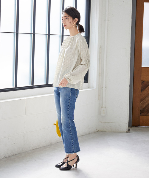 ADAM ET ROPE'（アダムエロペ）の「プリントパフスリーブブラウス（シャツ/ブラウス・レディース・ネイビー/キナリ・FREE）」の13枚目の写真