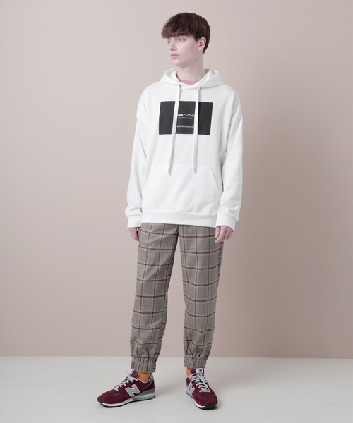 EMMA CLOTHES（エマクローズ）の「裏毛プルオーバーロゴパーカー(EMMA CLOTHES)（パーカー・メンズ・ブラック/オフホワイト/グレー系その他/チャコール/ライトベージュ・FREE）」の12枚目の写真