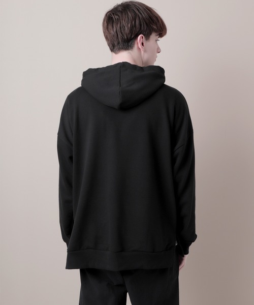 EMMA CLOTHES（エマクローズ）の「裏毛プルオーバーロゴパーカー(EMMA CLOTHES)（パーカー・メンズ・ブラック/オフホワイト/グレー系その他/チャコール/ライトベージュ・FREE）」の18枚目の写真