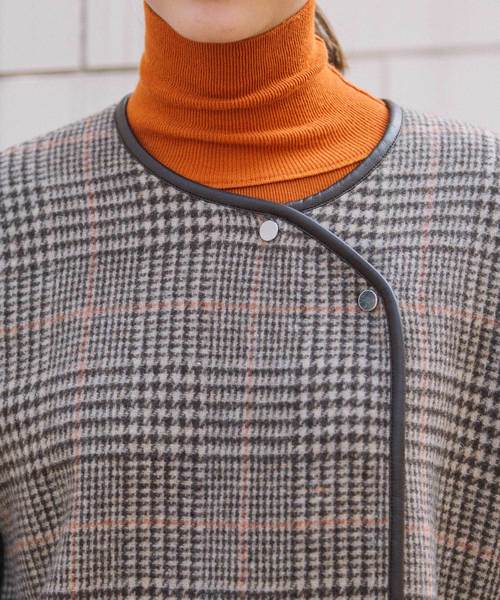 MARECHAL TERRE（マルシャルテル）の「パイピングコート(無地