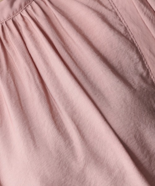 A part by（アパートバイ）の「RyNyソデボリュームブラウス 915752（シャツ/ブラウス・レディース・レッド系その他6/ブラック/ベージュ/ライトブルー/ピンク系その他4/オフホワイト/ライトグレー/ライトベージュ・FREE）」の10枚目の写真