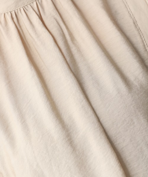 A part by（アパートバイ）の「RyNyソデボリュームブラウス 915752（シャツ/ブラウス・レディース・レッド系その他6/ブラック/ベージュ/ライトブルー/ピンク系その他4/オフホワイト/ライトグレー/ライトベージュ・FREE）」の11枚目の写真