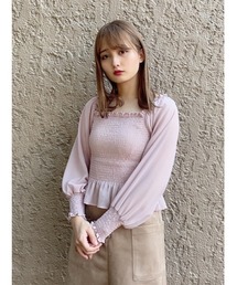 シャーリングブラウス