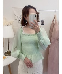 シャーリングブラウス