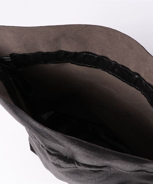 prose verse（プロズヴェール）の「メタリック巾着ショルダーバッグ（ショルダーバッグ・レディース・ゴールド/シルバー/ブラック・ﾌﾘ-）」の5枚目の写真