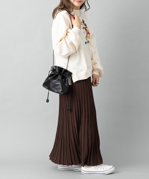 prose verse（プロズヴェール）の「メタリック巾着ショルダーバッグ（ショルダーバッグ・レディース・ゴールド/シルバー/ブラック・ﾌﾘ-）」の11枚目の写真