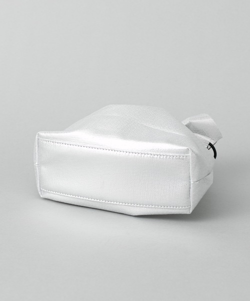 prose verse（プロズヴェール）の「メタリック巾着ショルダーバッグ（ショルダーバッグ・レディース・ゴールド/シルバー/ブラック・ﾌﾘ-）」の17枚目の写真