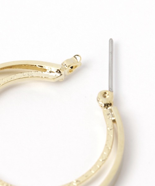 niko and...(ニコアンド)の「made in japanハンドメイド ダブルリングメタルピアス(ピアス(両耳用)・レディース・グレー/イエロー・0)」の3枚目の写真