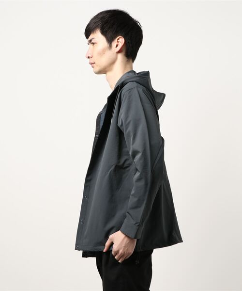 COMME CA COMMUNE（コムサコミューン）の「フード付き コーチ