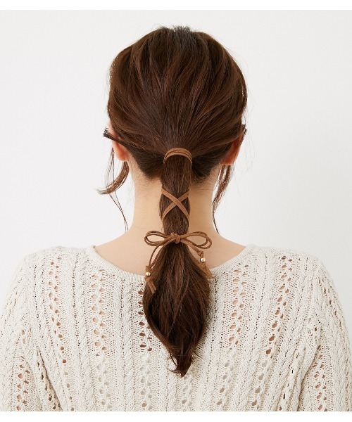 rienda（リエンダ）の「フェイクスエードダブルシィンロープ（ヘアゴム・レディース・ブラック/ブラウン・FREE）」の8枚目の写真