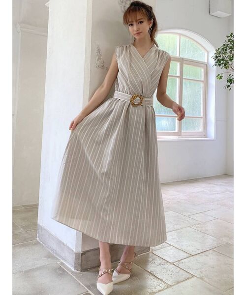 RESEXXY(リゼクシー)の「ストライプワンピース(ワンピース・レディース・オフホワイト/ブラック/ベージュ・FREE)」の5枚目の写真