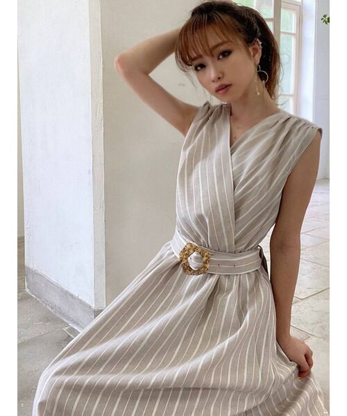 RESEXXY(リゼクシー)の「ストライプワンピース(ワンピース・レディース・オフホワイト/ブラック/ベージュ・FREE)」の6枚目の写真