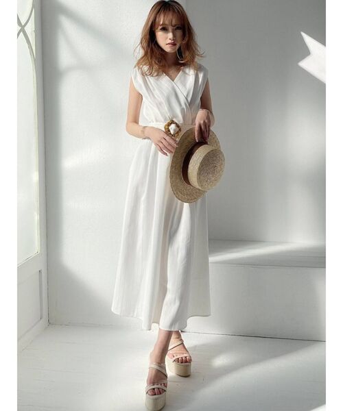 RESEXXY(リゼクシー)の「ストライプワンピース(ワンピース・レディース・オフホワイト/ブラック/ベージュ・FREE)」の14枚目の写真