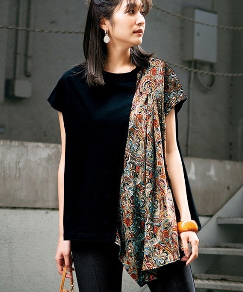 GeeRA(ジーラ)の「柄切替ゆるシルエットTシャツ(Tシャツ/カットソー・レディース・オフホワイト/ブラック・X-LARGE/MEDIUM/LARGE)」の1枚目の写真