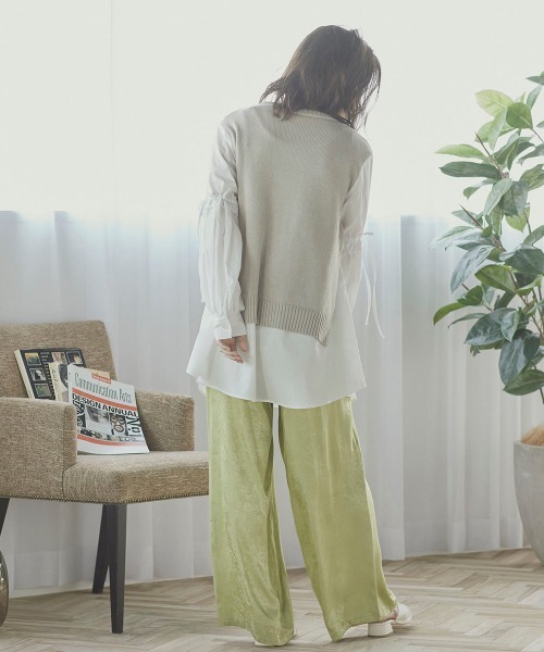 LIPSTAR（リップスター）の「【WEB別注カラーあり】ベストレイヤード風ブラウス（ニット/セーター・レディース・ブラック/キャメル/オフホワイト/グリーン系その他・M）」の19枚目の写真