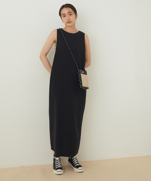 ADAM ET ROPE'（アダムエロペ）の「＜洗える＞BACKツイストワンピース（ワンピース・レディース・ブラック/キナリ・FREE）」の11枚目の写真