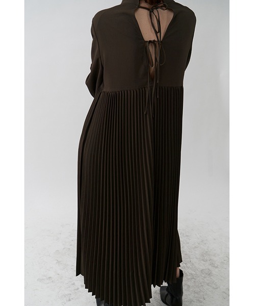 UNSPOKEN（アンスポクン）の「【UNSPOKEN】【2021AW】Pleated switching dress UD20L009（ワンピース・レディース・ブラック/ブラウン・M/L/S）」の4枚目の写真
