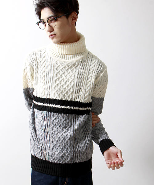 WEGO(ウィゴー)の「WEGO/ケーブルバイカラータートルニット(ニット/セーター・メンズ・ホワイト/ネイビー・LARGE/MEDIUM)」の2枚目の写真