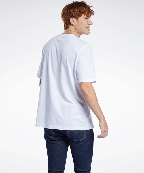 Reebok（リーボック）の「クラシックス Tシャツ / Classics T-Shirt（Tシャツ/カットソー・メンズ・ホワイト/ロイヤルブルー・SMALL/MEDIUM/LARGE/X-LARGE/XX-LARGE/X-SMALL/XXX-LARGE）」の6枚目の写真