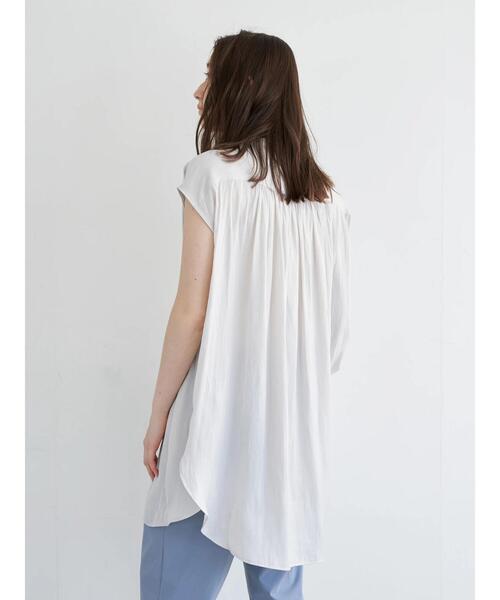 YECCA VECCA(イェッカヴェッカ)の「・ラウンドヘムギャザーロングブラウス(シャツ/ブラウス・レディース・ライトグレー/チャコールグレー/グリーン系その他3/ライトブルー・FREE)」の10枚目の写真