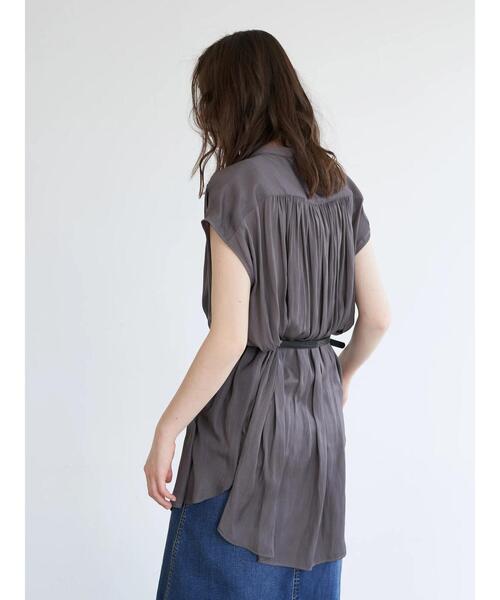 YECCA VECCA(イェッカヴェッカ)の「・ラウンドヘムギャザーロングブラウス(シャツ/ブラウス・レディース・ライトグレー/チャコールグレー/グリーン系その他3/ライトブルー・FREE)」の22枚目の写真