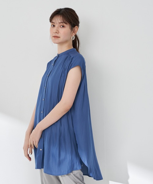 YECCA VECCA(イェッカヴェッカ)の「・ラウンドヘムギャザーロングブラウス(シャツ/ブラウス・レディース・ライトグレー/チャコールグレー/グリーン系その他3/ライトブルー・FREE)」の4枚目の写真