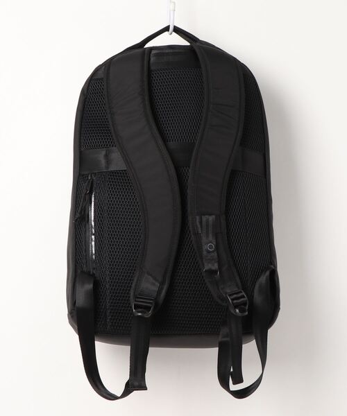 THE BROWN BUFFALO（ザブラウンバッファロー）の「【THE BROWN BUFFALO/ザ ブラウン バッファロー】CONCEAL BACKPACK（バックパック/リュック・メンズ・ブラック・FREE）」の3枚目の写真