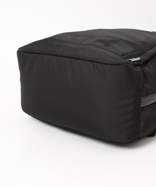 THE BROWN BUFFALO（ザブラウンバッファロー）の「【THE BROWN BUFFALO/ザ ブラウン バッファロー】CONCEAL BACKPACK（バックパック/リュック・メンズ・ブラック・FREE）」の2枚目の写真