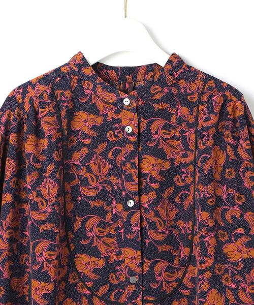 green label relaxing(グリーンレーベルリラクシング)の「ヴィンテージ フラワー プリント ワンピース(ワンピース・レディース・ネイビー/オフホワイト・FREE)」の19枚目の写真