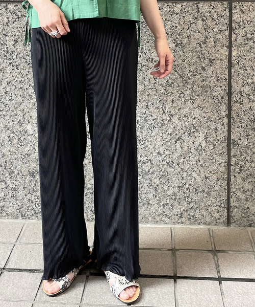 abahouse mavie（アバハウスマヴィ）の「クリスタルプリーツパンツ（その他パンツ・レディース・ブラック/ラベンダー/オフホワイト/ライム/アイボリー/ネイビー/ブラック系その他・フリー）」の19枚目の写真