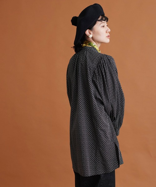 Malle（マル）の「malle コットンポプリン　小花プリント　大きなシャツ（シャツ/ブラウス・レディース・ブラック・FREE）」の13枚目の写真