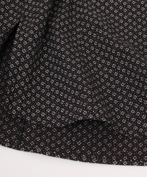 Malle（マル）の「malle コットンポプリン　小花プリント　大きなシャツ（シャツ/ブラウス・レディース・ブラック・FREE）」の16枚目の写真