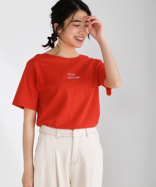 Bou Jeloud(ブージュルード)の「【綿100%】プチプリントTシャツ(Tシャツ/カットソー・レディース・ブラック/パープル/レッド/オフホワイト/杢グレー・FREE)」の1枚目の写真