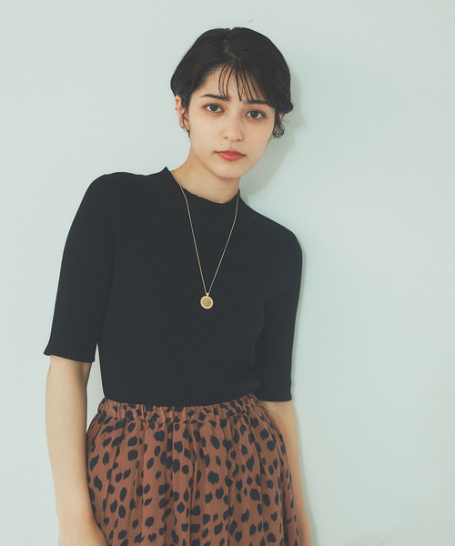 Rouge vif Anna（ルージュヴィフアンナ）の「5分袖ハイネックリブニット（ニット/セーター・レディース・ブラック/その他/レッド・フリー）」の2枚目の写真