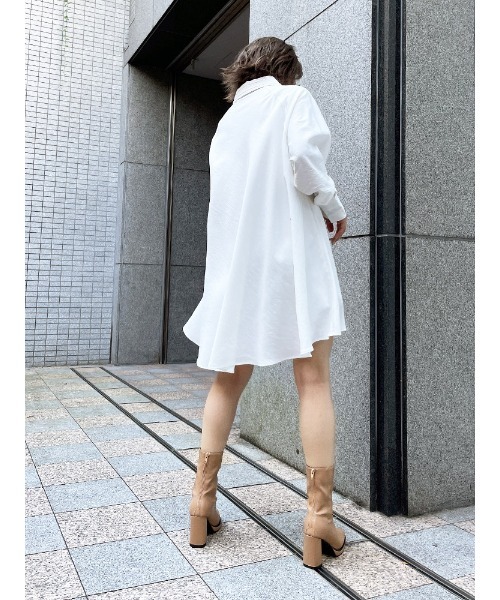 ENVYM（アンビー）の「ＡラインシャツＯＰ（ワンピース・レディース・ホワイト/ブラック/ベージュ・FREE）」の6枚目の写真