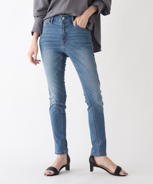 OPAQUE.CLIP（オペークドットクリップ）の「◆Lycra 2wayストレッチスキニーパンツ【WEB限定サイズ】（デニムパンツ・レディース・ガンメタ/ダークオリーブ/ブルー/ブラック/ナチュラル/ネイビー・34/36/38/42/40）」の5枚目の写真