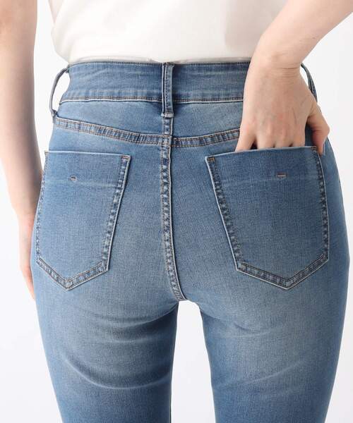 OPAQUE.CLIP（オペークドットクリップ）の「◆Lycra 2wayストレッチスキニーパンツ【WEB限定サイズ】（デニムパンツ・レディース・ガンメタ/ダークオリーブ/ブルー/ブラック/ナチュラル/ネイビー・34/36/38/42/40）」の16枚目の写真