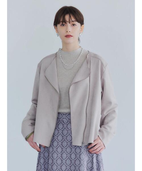 YECCA VECCA（イェッカヴェッカ）の「フェイクスエードライダースジャケット＊（ライダースジャケット・レディース・ライトグレー/ブラウン・FREE）」の4枚目の写真