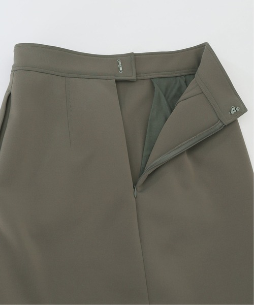 VERMEIL par iena(ヴェルメイユパーイエナ)の「ダンボールニットタイトスカート(スカート・レディース・カーキ/ブラック・40/36/38)」の22枚目の写真