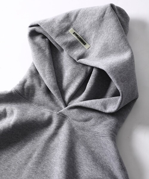 FREAK'S STORE(フリークスストア)の「WEB限定 FOG ESSENTIALS/エフオージーエッセンシャルズ リフレクターバックプリント プルオーバー パーカー/フーディー/Reflector(パーカー・メンズ・ホワイト/ブラック/ベージュ/グレー/ピンク・SMALL/MEDIUM/LARGE/X-LARGE)」の7枚目の写真