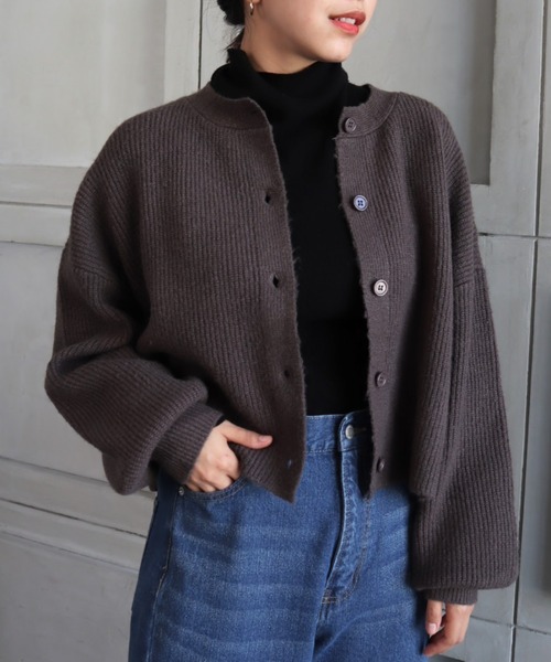 moment+（モーメントプラス）の「7G モヘヤタッチクルーネックもちもちショートニットカーデ（カーディガン/ボレロ・レディース・チャコールグレー/ブラック/ダークグリーン/ブルー/アイボリー/ボルドー/グレイッシュベージュ/イエロー×グリーン・FREE）」の4枚目の写真